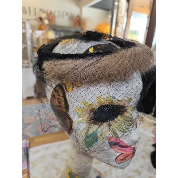 1950s Pill Box Mink Fur Hat With Lace / Veil Face Cover Dinner HAT - Picture 2 of 16